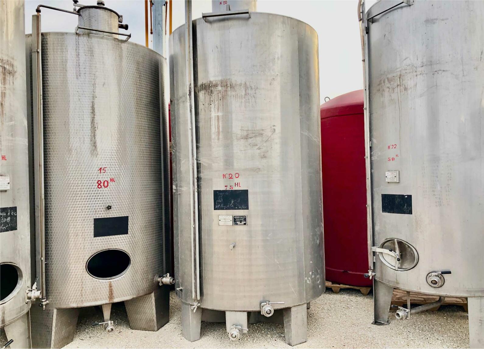 Stainless steel tank - Cylindrical - Vertical