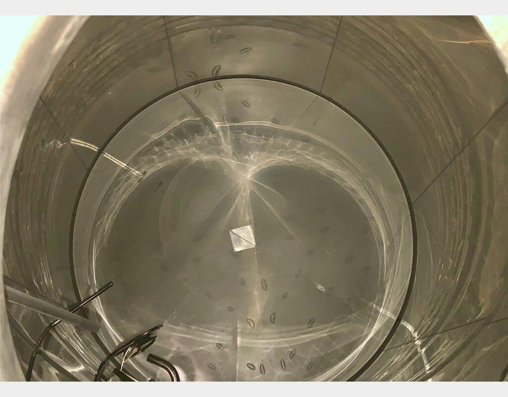 Stainless steel tank 316L - Flat sloping bottom - On feet - Vinification - 03/23-81