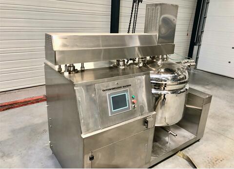 Stainless steel tank - Mixing with emulsifier