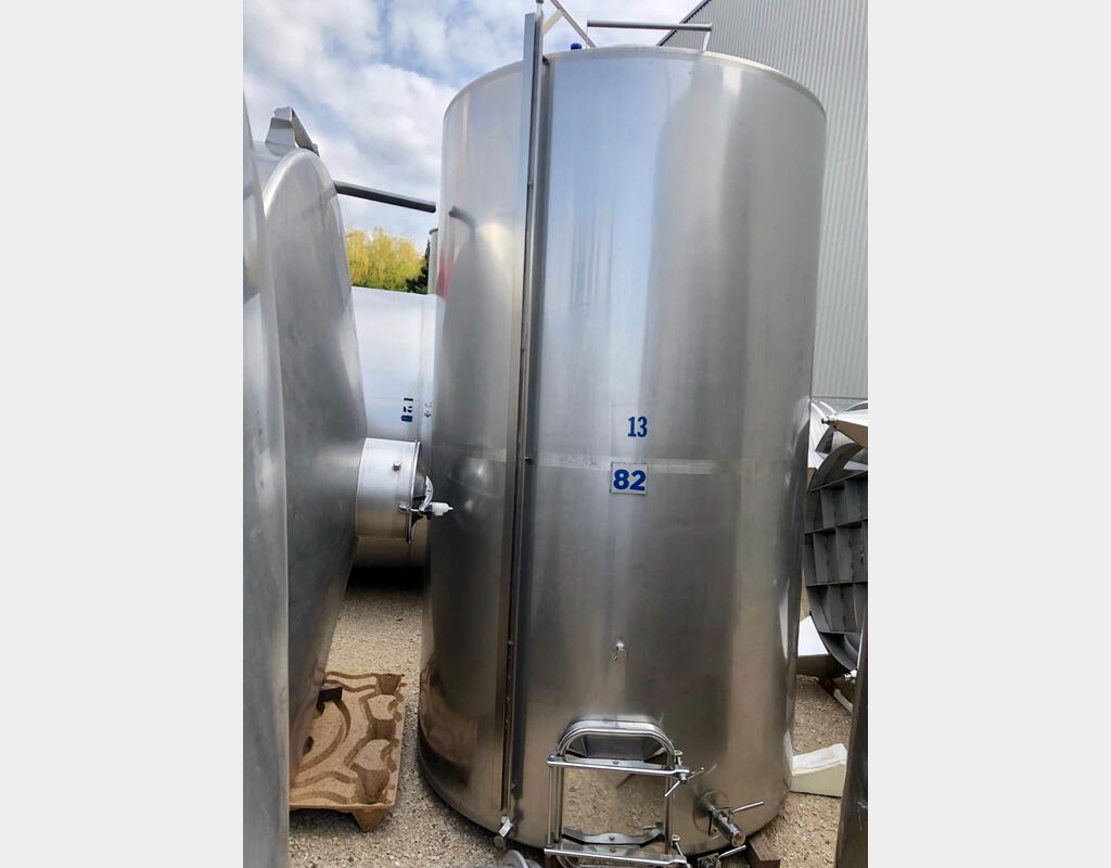 Stainless steel tank - Flat bottom - Without feet - Conical roof