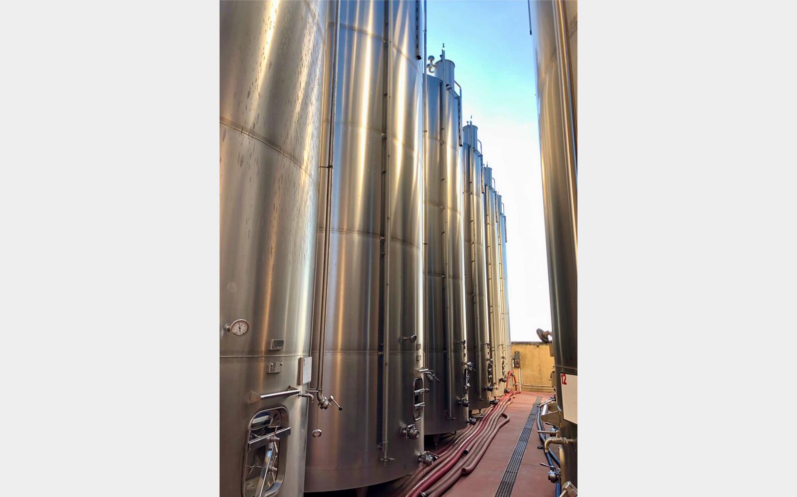 Stainless steel tank 600 HL (60 000 litres) INTRA INOX