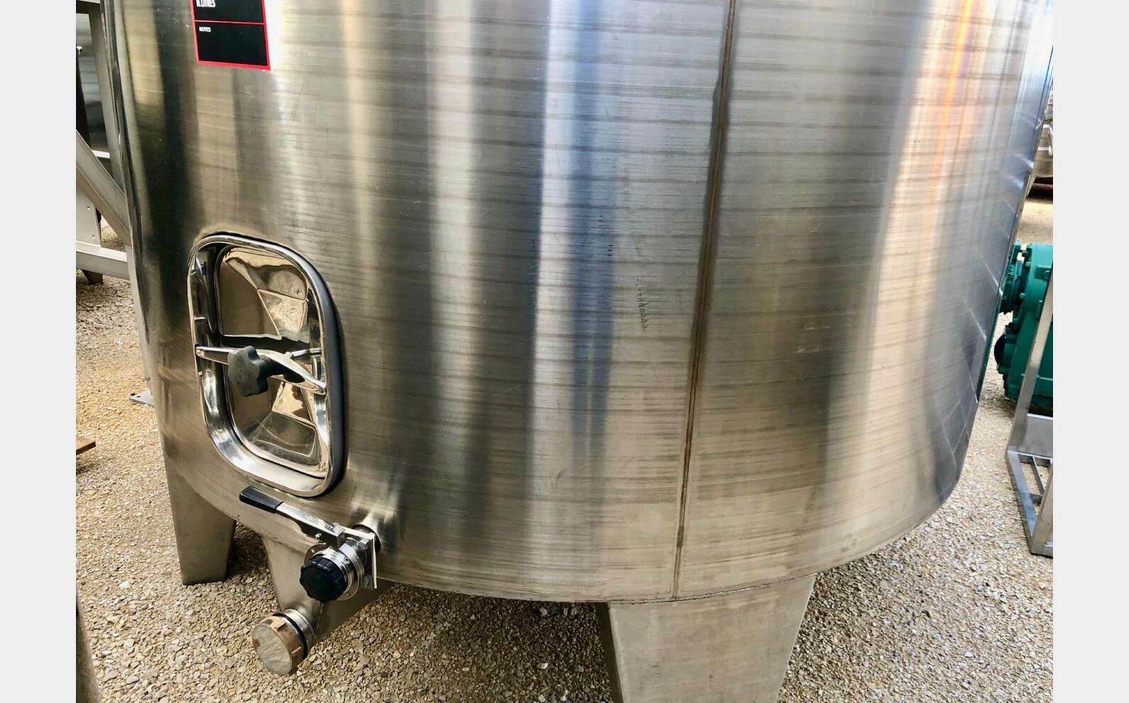 Cuve inox - Stockage 107 HL (10 700 litres) CTM