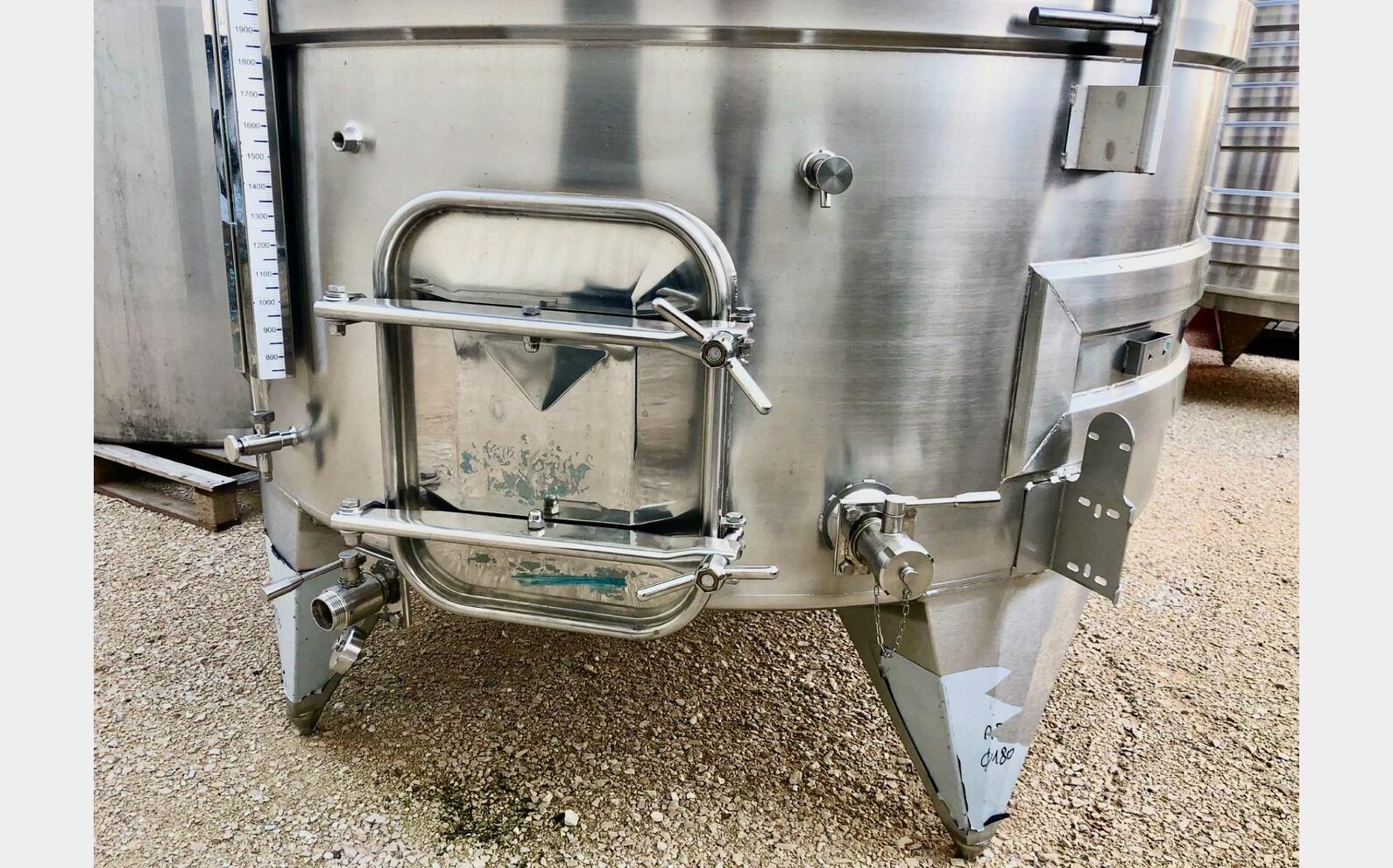 Cuve inox 304 - Serpentin de froid 80 HL (8000 litres) ARSILAC