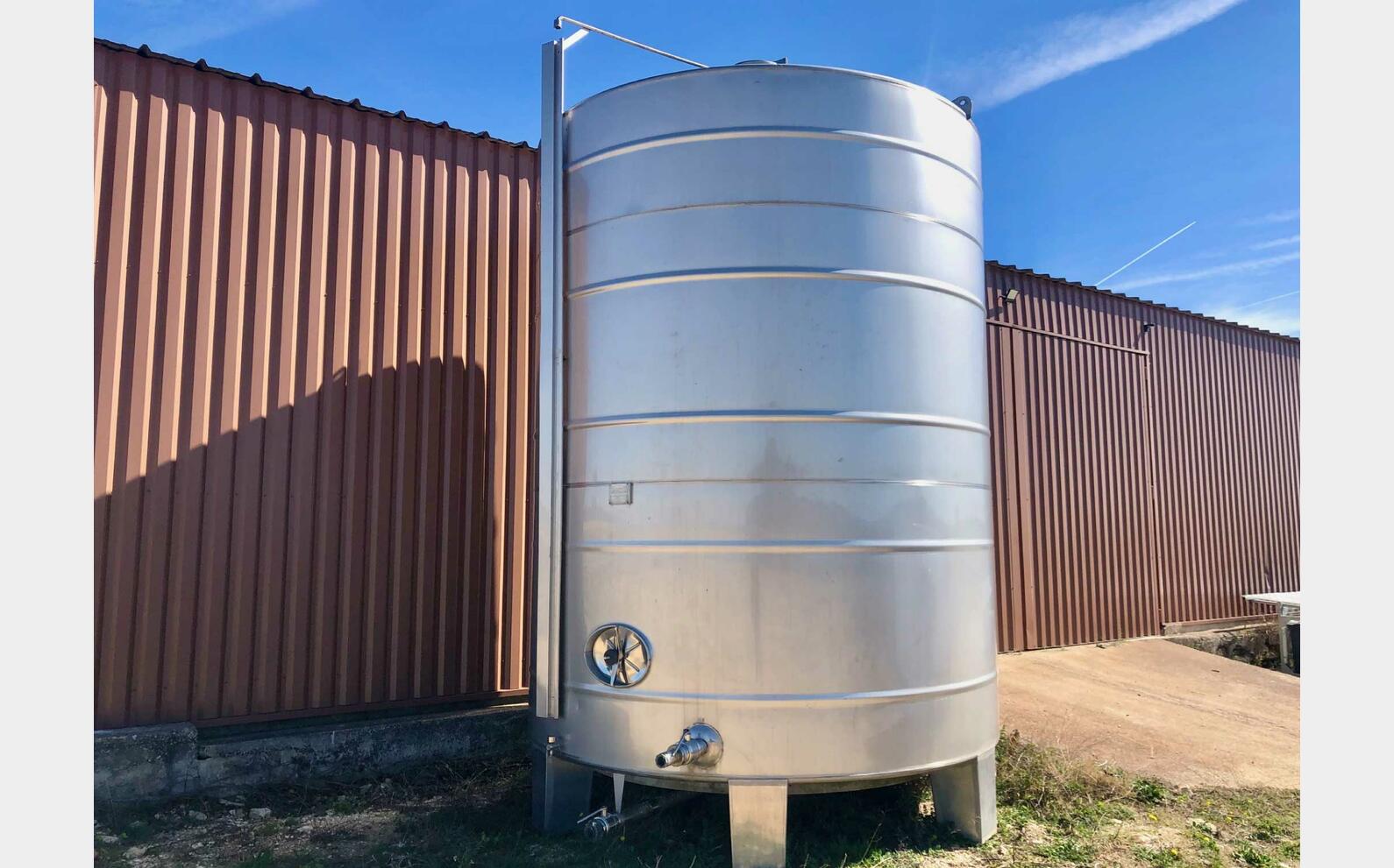 Stainless steel tank - On feet 250 HL (25 000 litres) CIVIDAC