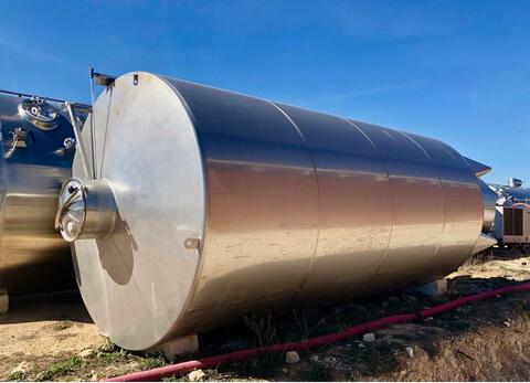 Stainless steel tank - On feet 250 HL (25 000 litres) FRACCHIOLLA