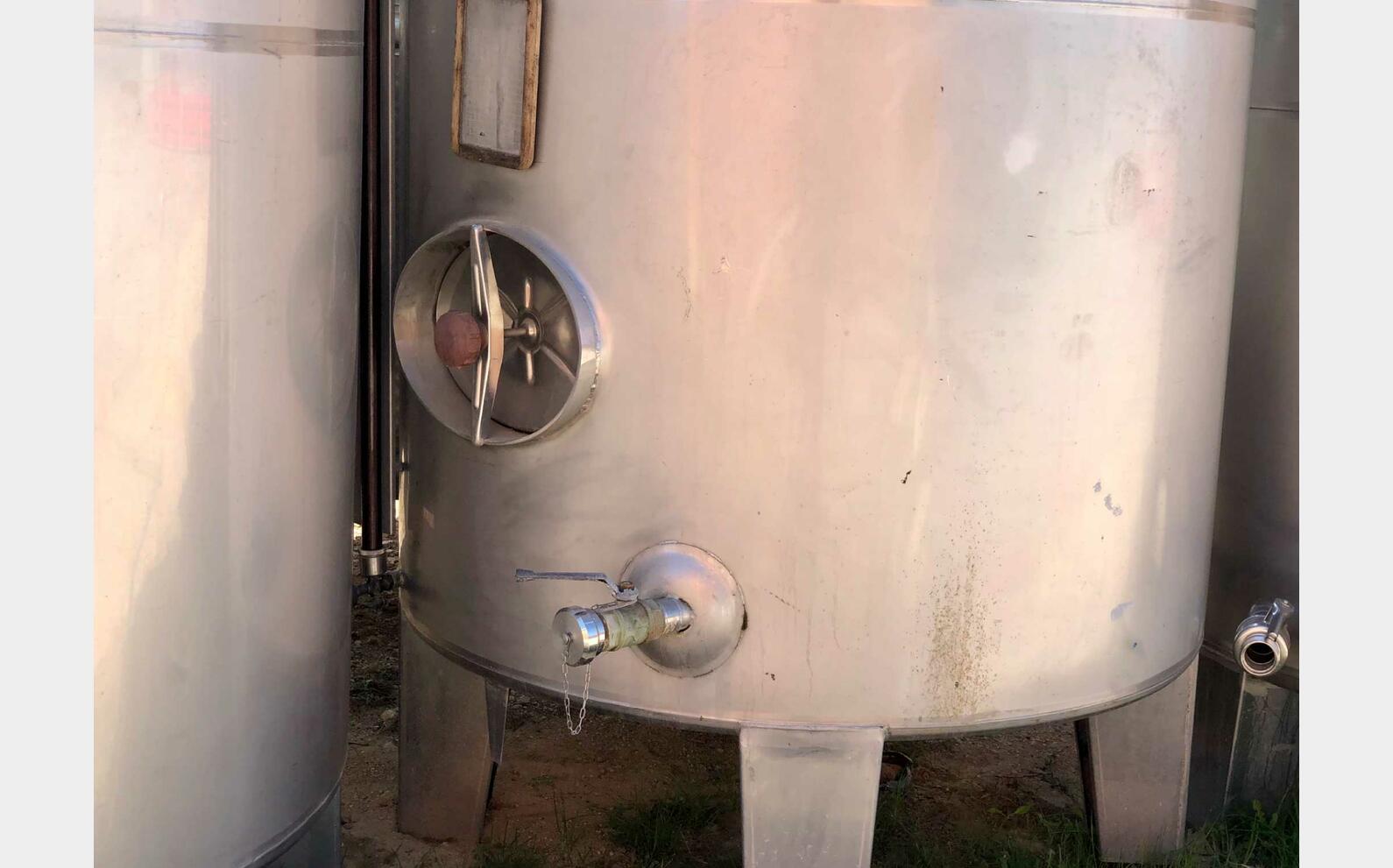 Cuve inox - Sur pieds 30 HL (3 000 litres) CIVIDAC