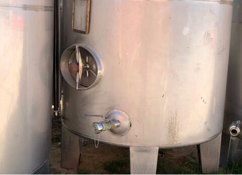 Stainless steel tank - On feet 30 HL (3 000 litres)