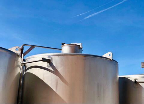 Stainless steel tank - On feet 30 HL (3 000 litres)