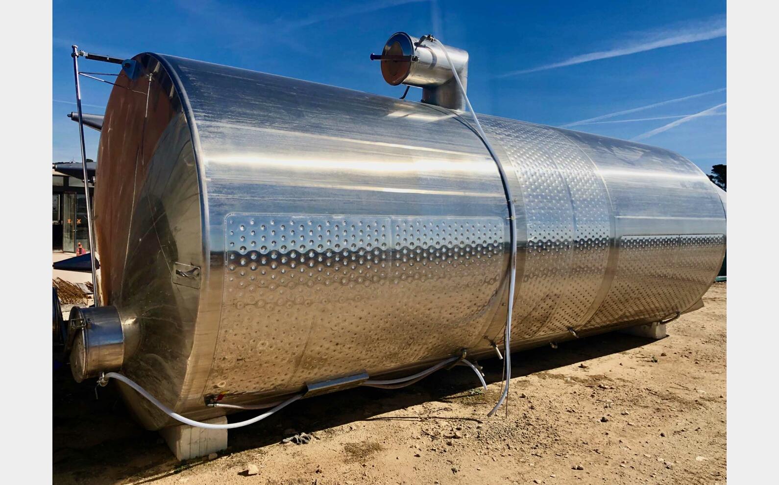 Cuve inox - Compartiment&eacute;e 325 HL (32 500 litres) LETINA