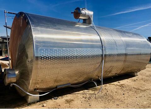 Stainless steel tank - Compartmented 325 HL (32 500 litres) LETINA