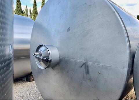 Closed stainless steel tank