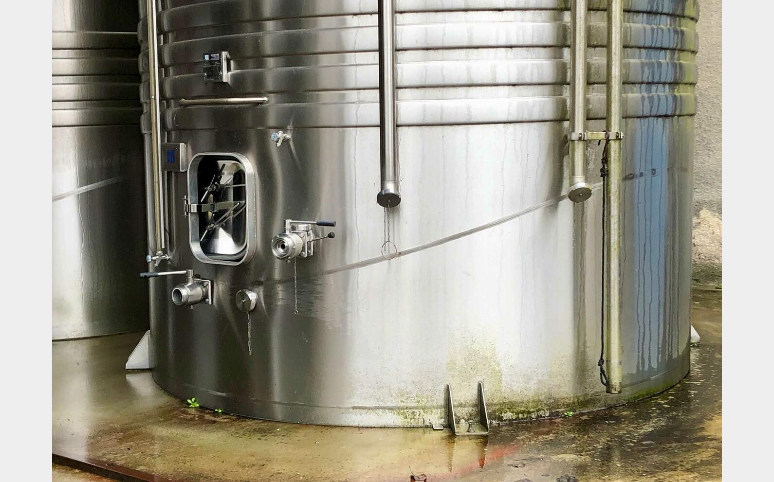 Compartmented tank 460 + 260 HL = 660 HL (66 000 litres) GD INDUSTRIE
