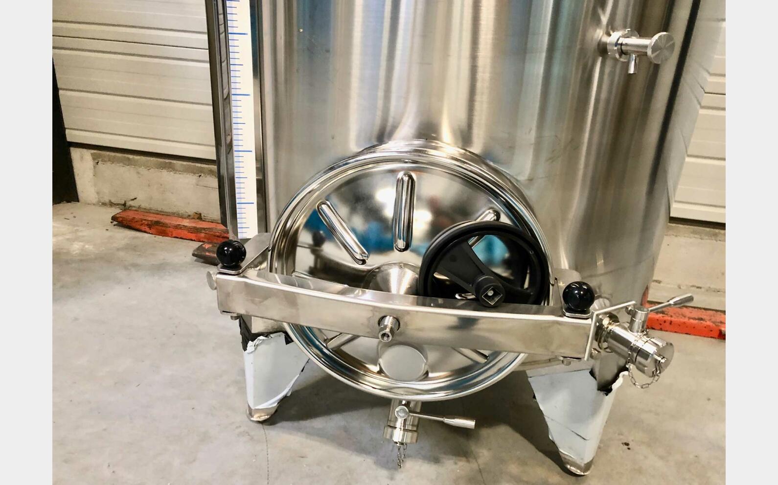  304 ss tank - Floating lid 9.5 HL (958 litres) ARSILAC