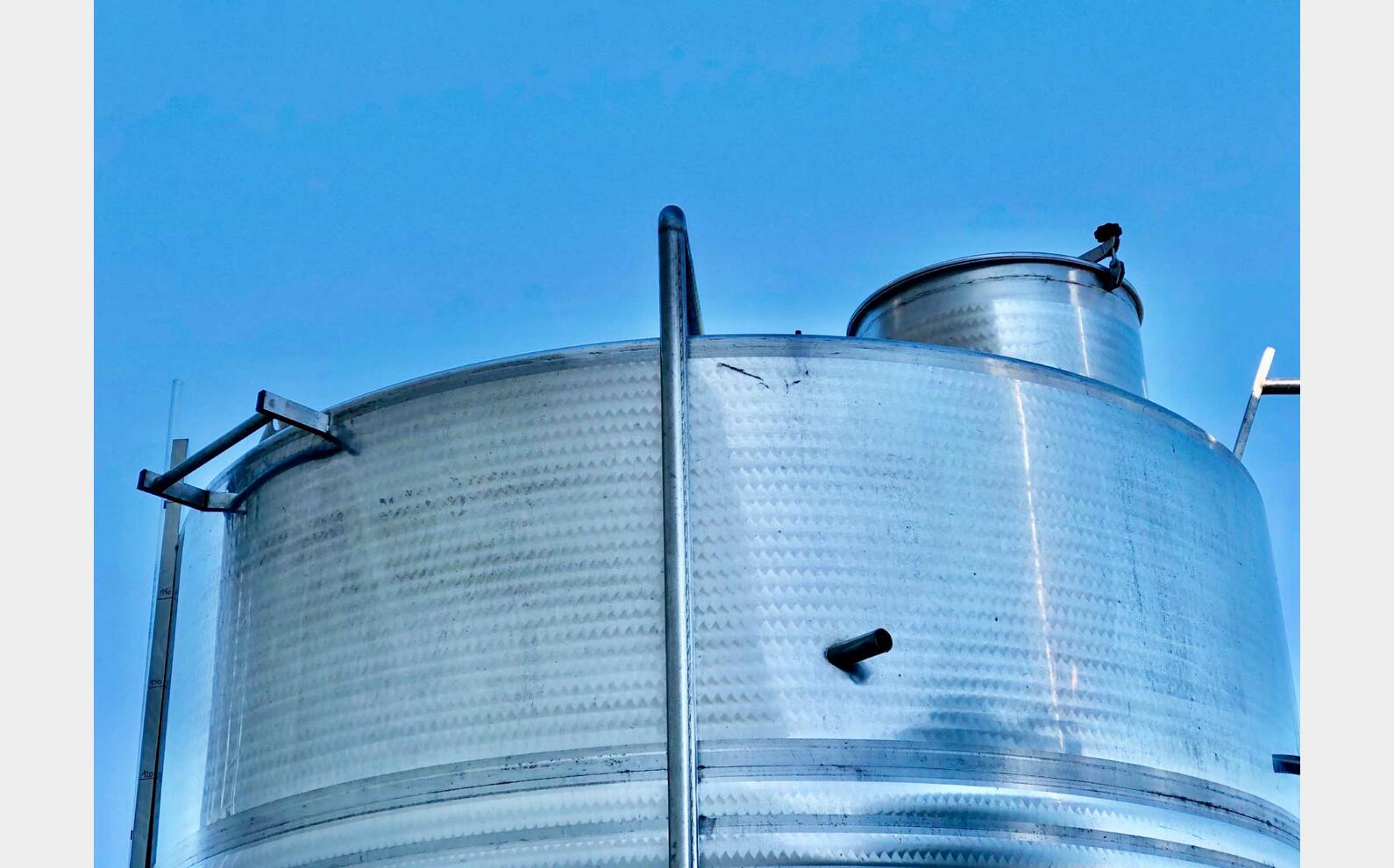Cuve inox - Fond plat 155 HL (15 500 litres)