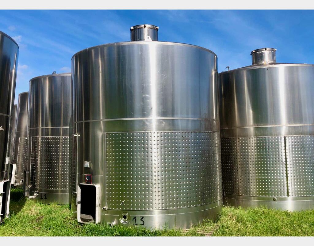 Cuve inox 304 - Sur pieds 375 HL (37 500 litres) TEC INOX