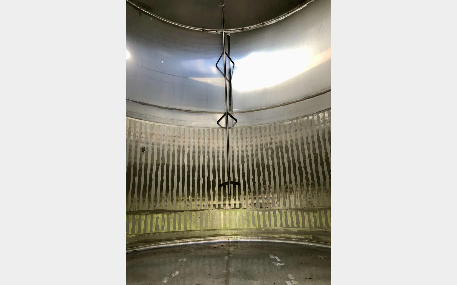 304 stainless steel tank 375 HL (37 500 litres)