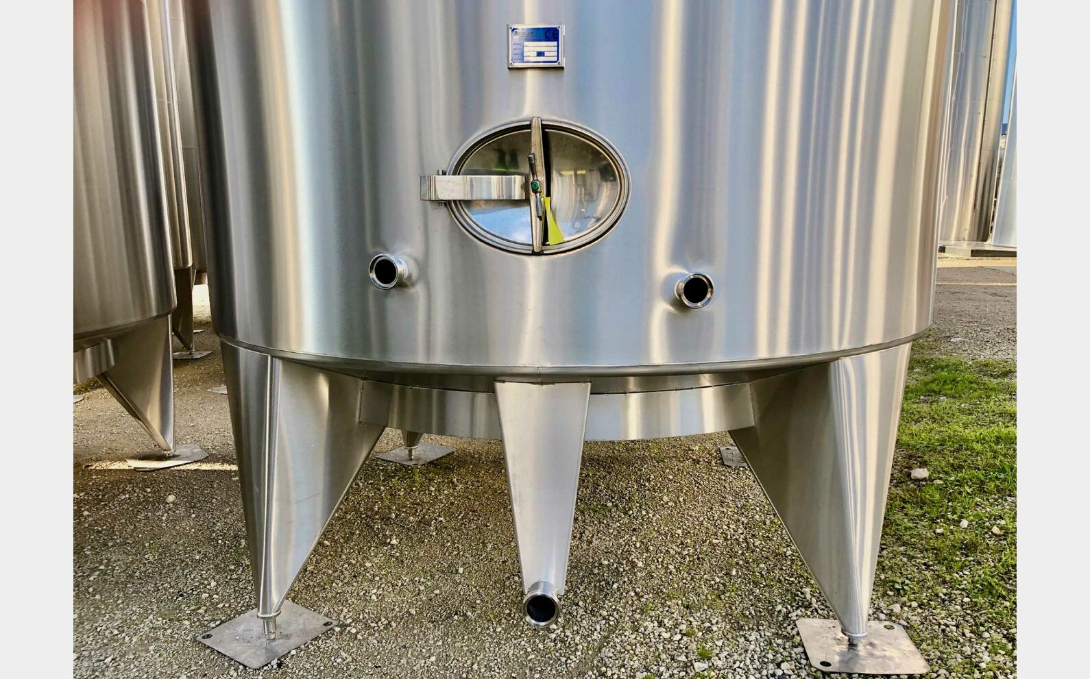 304L stainless steel tank 320 HL (32000 liters) ARSILAC