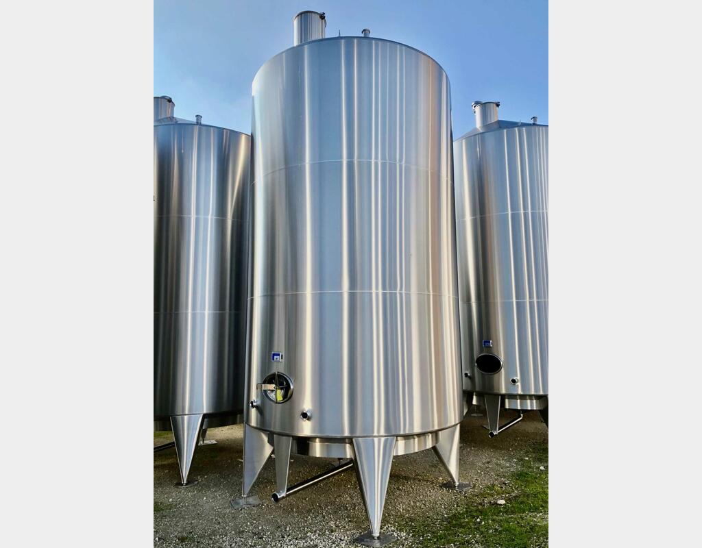 Cuve en acier inox 304L - Stockage - Fond conique incliné - 12/22-4