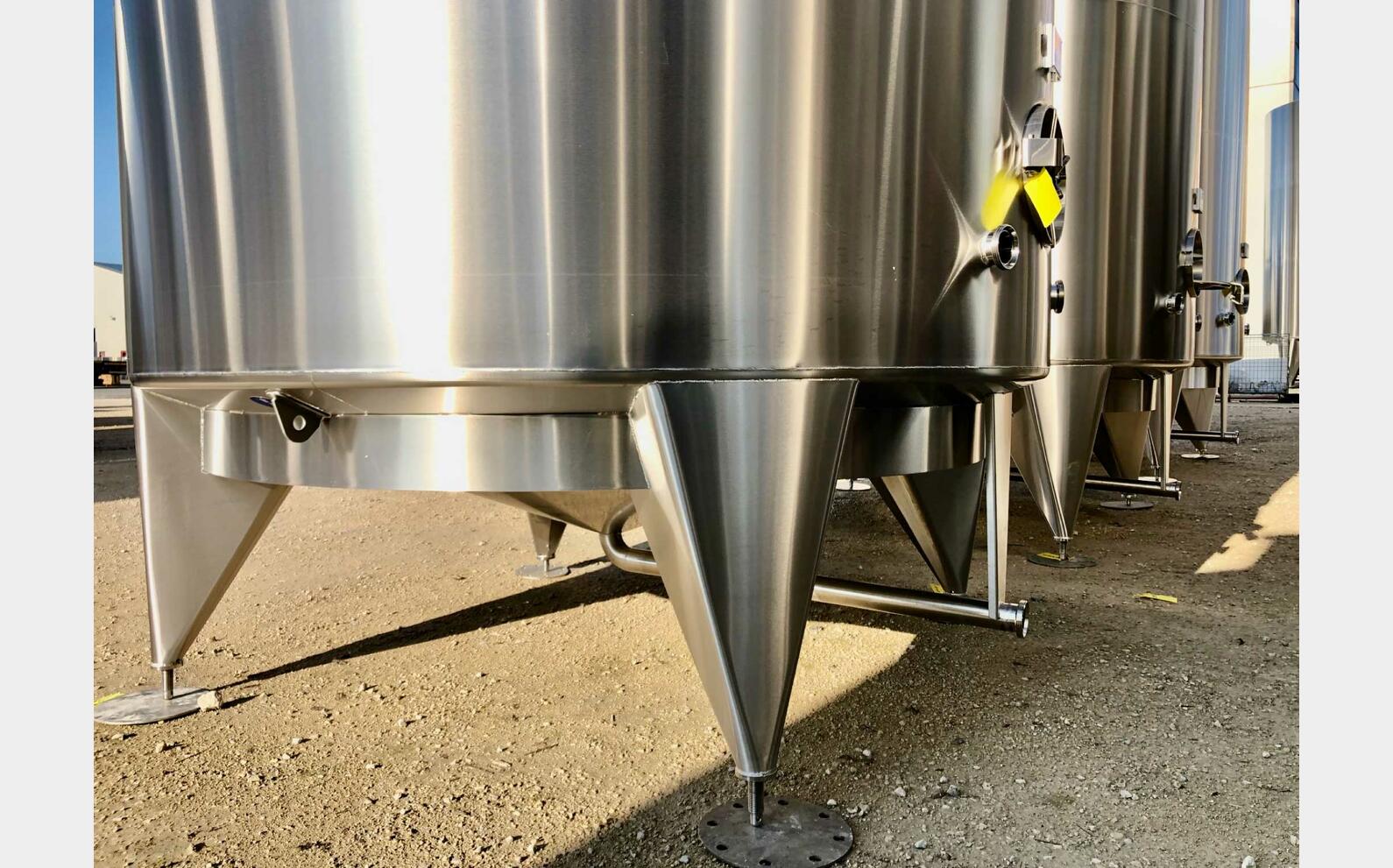 Stainless steel tank 304L 162 HL (16 200 liters) ARSILAC