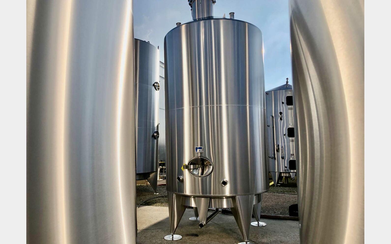 Stainless steel tank 304 105 HL (10 500 Litres) ARSILAC