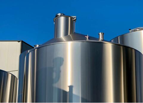 Cuve inox 304L - Fond conique inclin&eacute; 162 HL (16 200 litres) ARSILAC