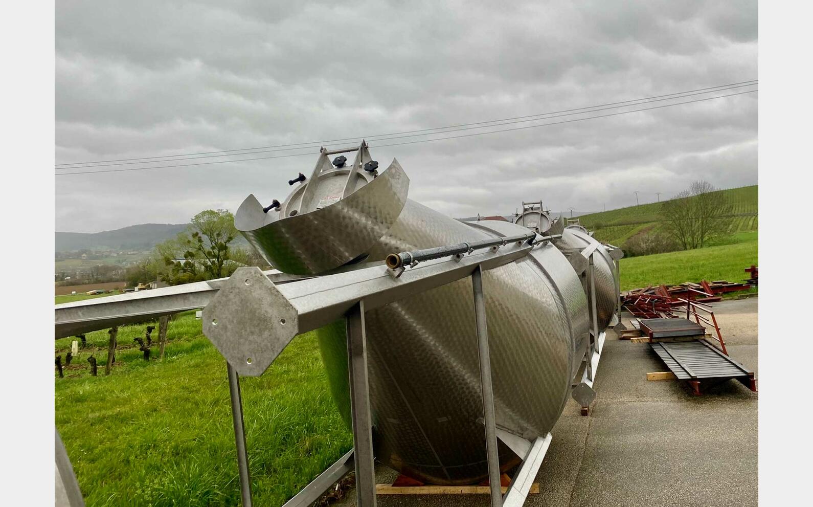 Ss tank - Self-draining 120 HL (12 000 litres) BSA