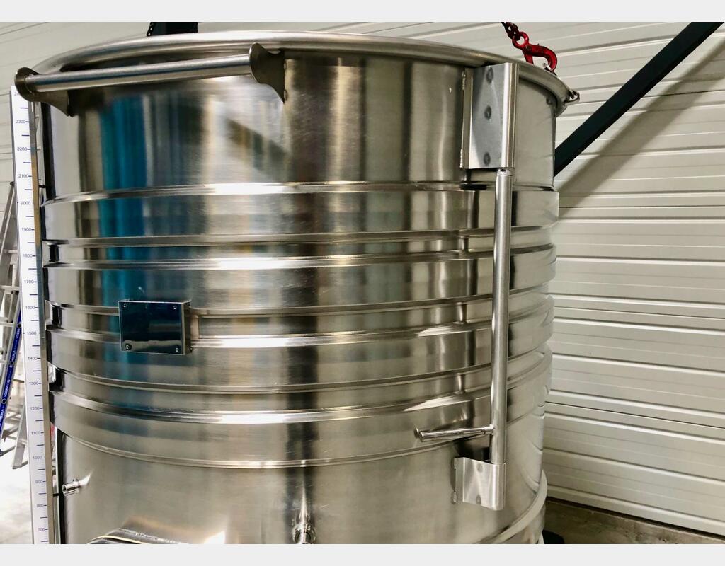 304 stainless steel tank- Floating cap - SPAIPSER2300