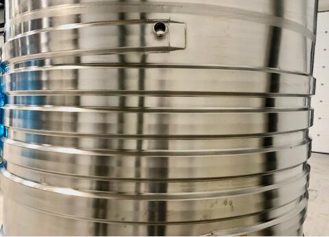 Cuve inox 304 thermor&eacute;gul&eacute;e sur pieds 72.27 HL (7 227 litres) ARSILAC