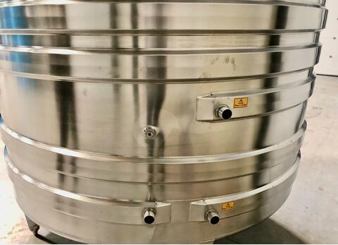 Cuve inox 304 thermor&eacute;gul&eacute;e sur pieds 72.27 HL (7 227 litres) ARSILAC
