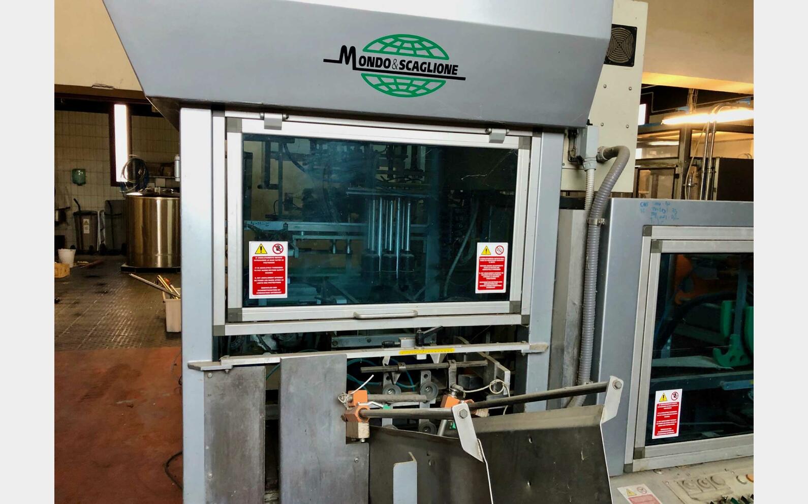 Forming and packing machine MONDO SAGLIONE