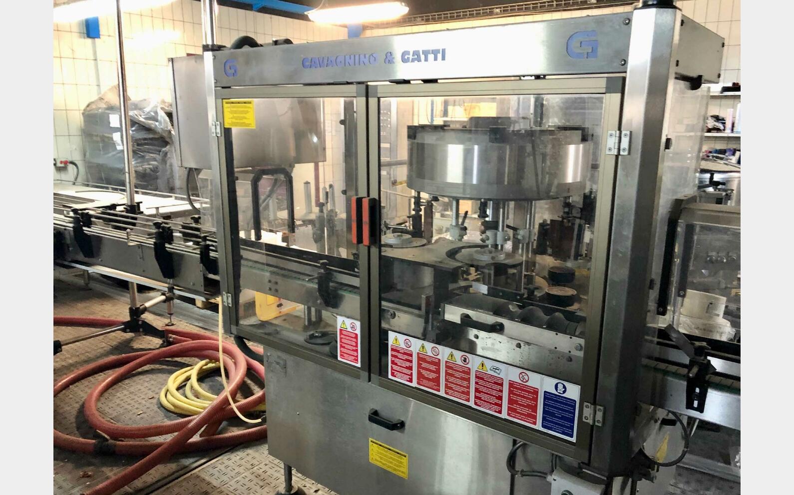 Labelling machine - Stickers - 3 stations 4500 Bottles/hour CAVAGNINO AND GATTI