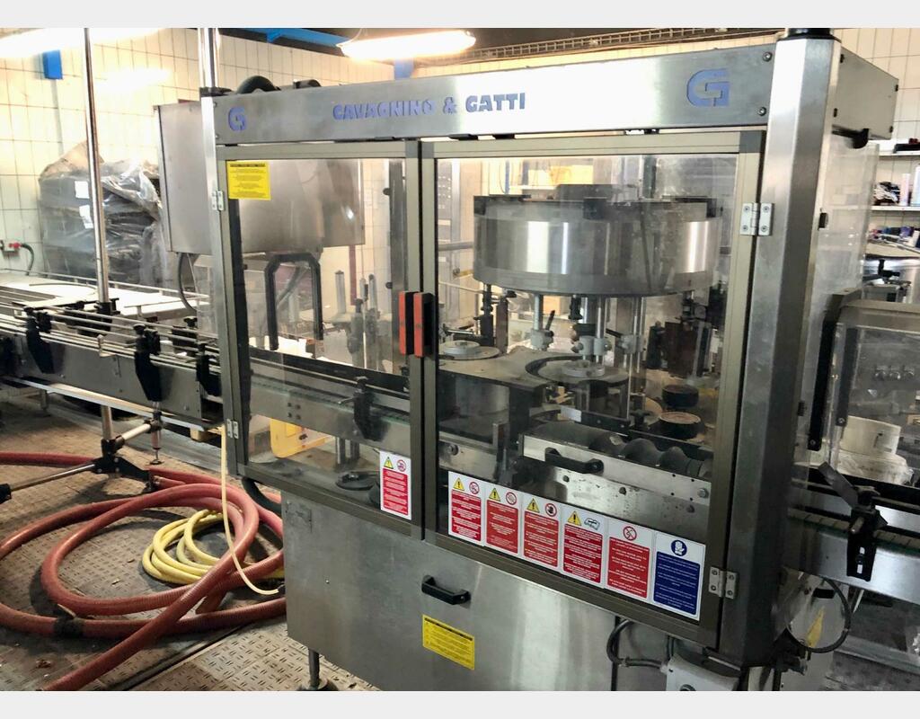 Labelling machine - Stickers - 3 stations 4500 Bottles/hour CAVAGNINO AND GATTI