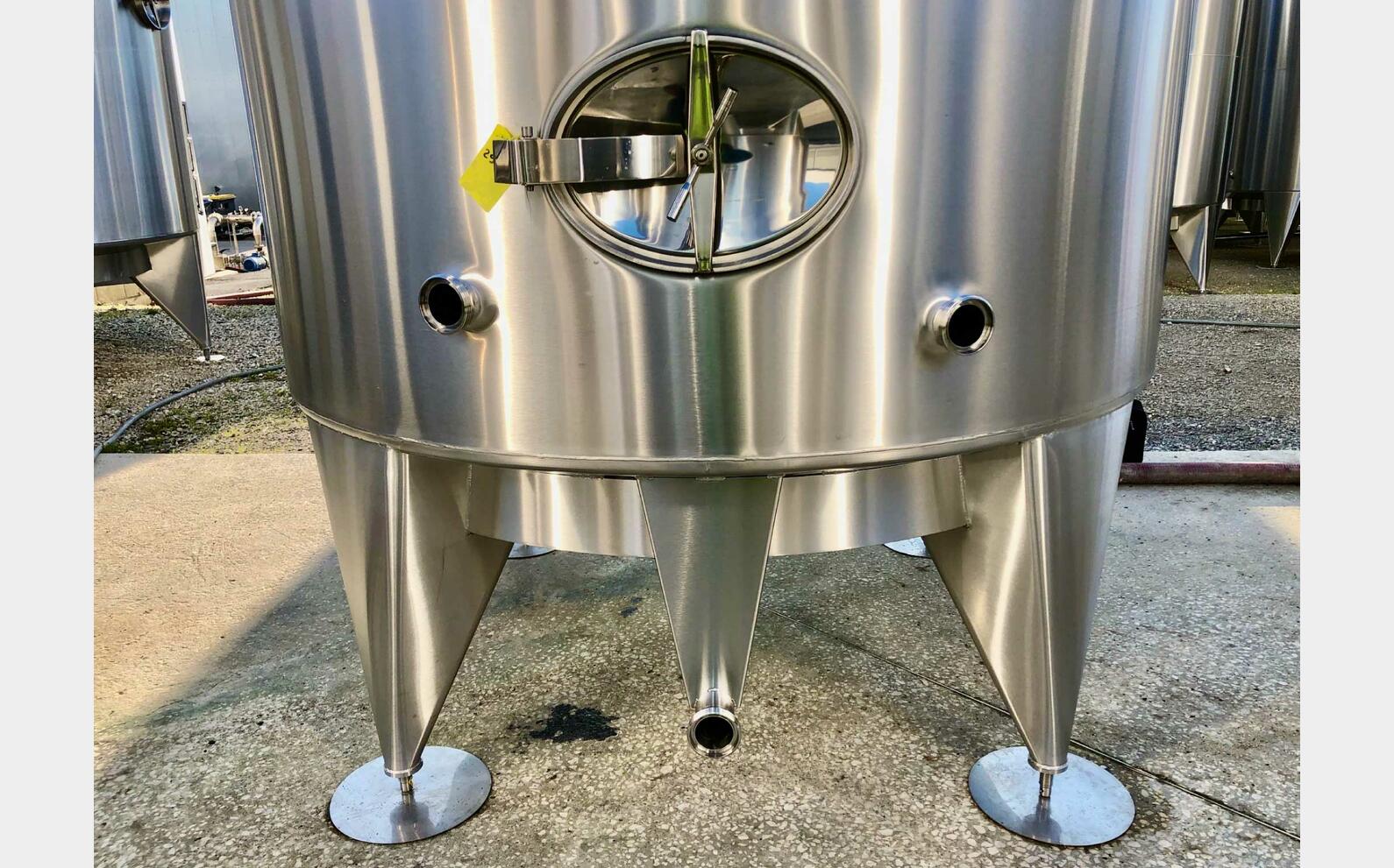 316 stainless steel tank - 12/22-2 105 HL (10 500 liters) ARSILAC