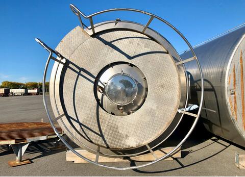 Stainless steel tank  - On base