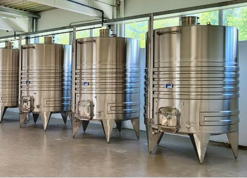 Cuve inox 304 thermor&eacute;gul&eacute;e sur pieds 81.17 HL (8 117 Litres) ARSILAC
