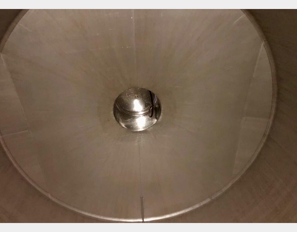 Cuve en acier inox 304 - Fermée