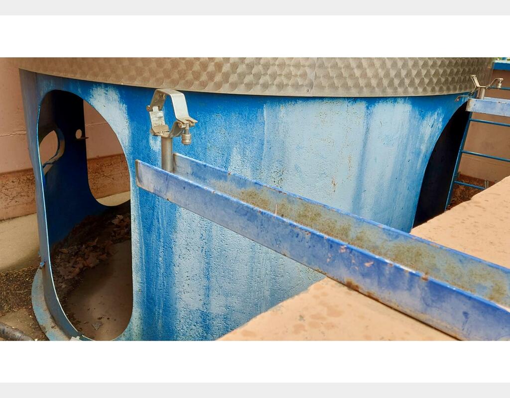 Stainless steel tank - Cylindrical - Vertical