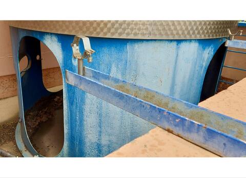 Cuve inox 316L fond bomb&eacute; sur jupe 180 HL (18 000 litres) BIGNIER SCHMID-LAURENT