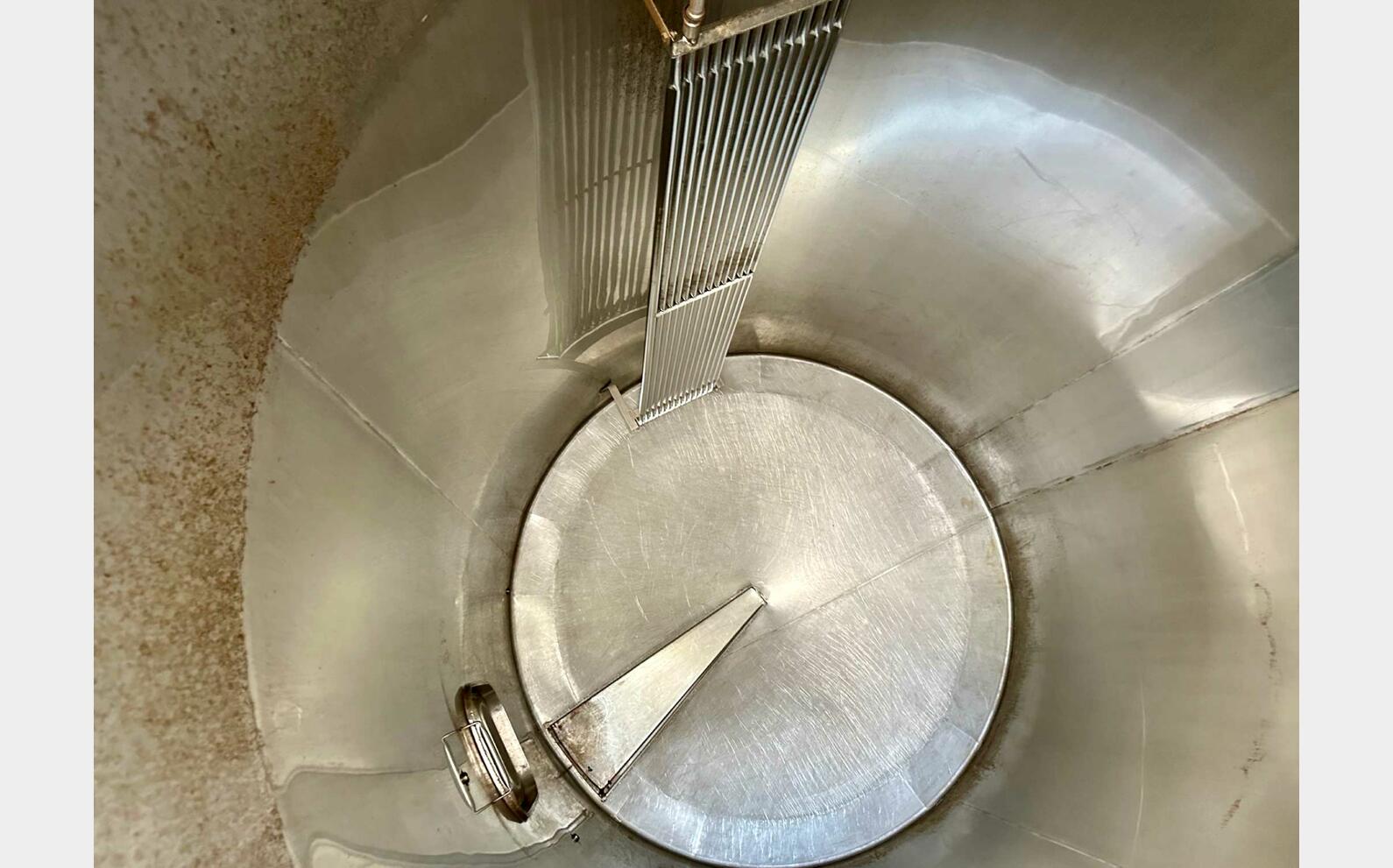 Cuve inox - Drapeau int&eacute;rieur 200 HL (20.000 litres) CTM