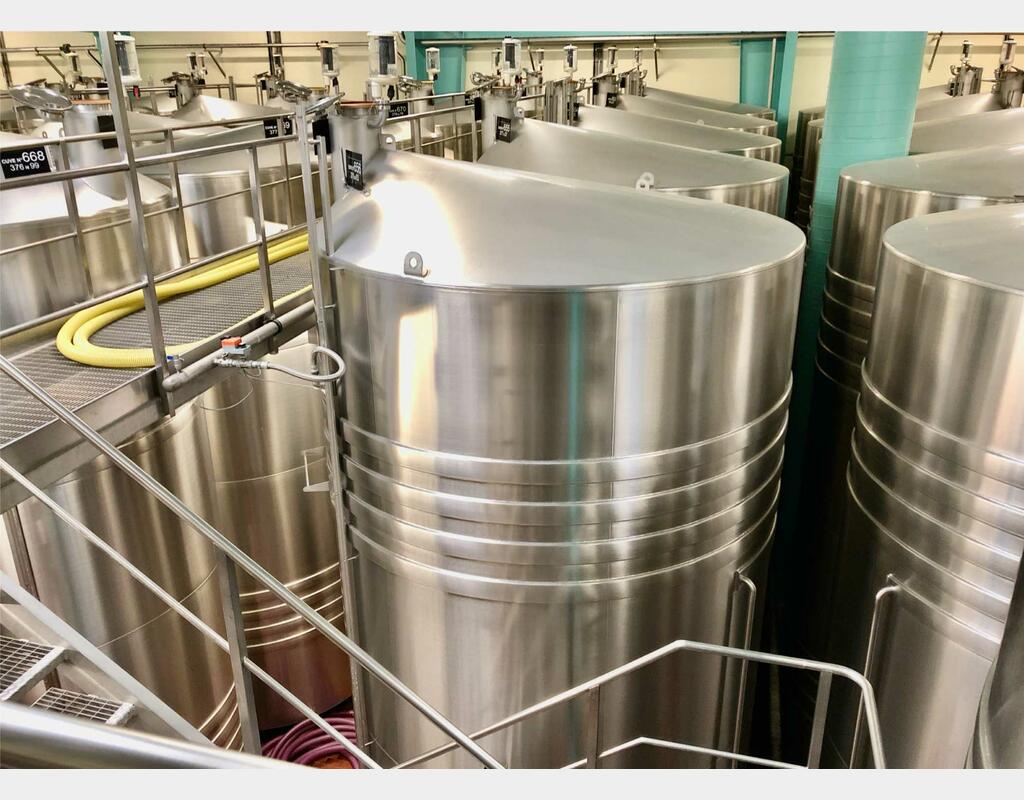 Cuve inox 316L - Fd incliné - Sur pieds - Vinification - 03/23-81
