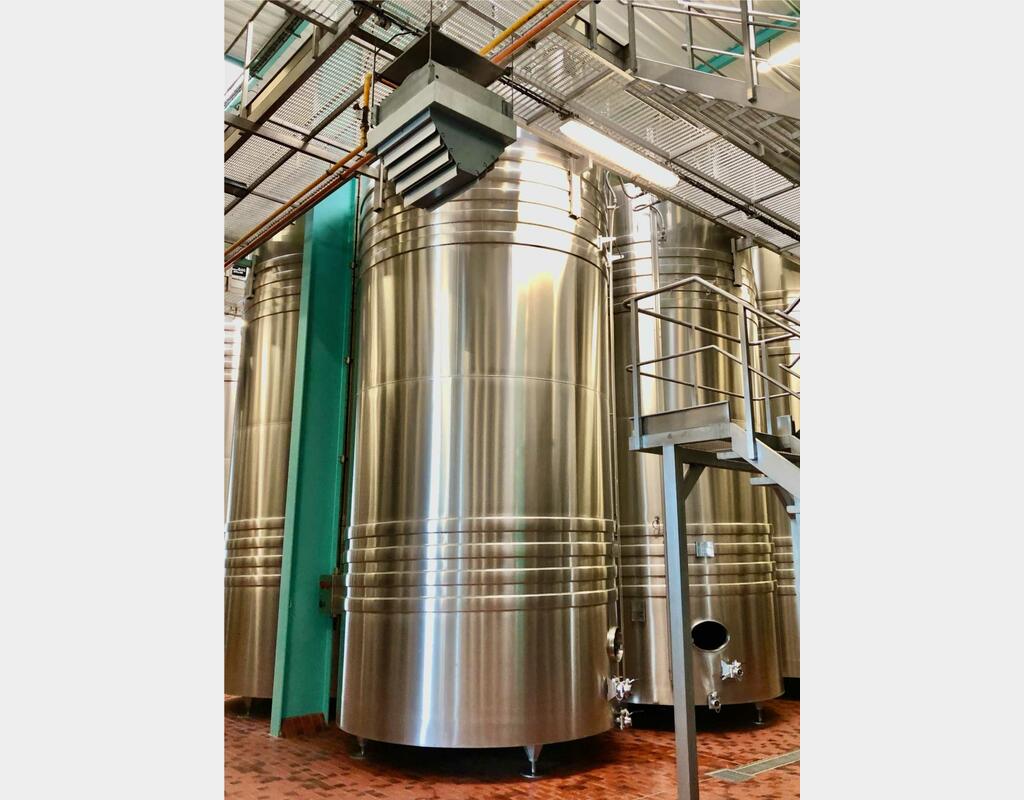 Cuve inox 316L - Fd incliné - Sur pieds - Vinification - 03/23-81