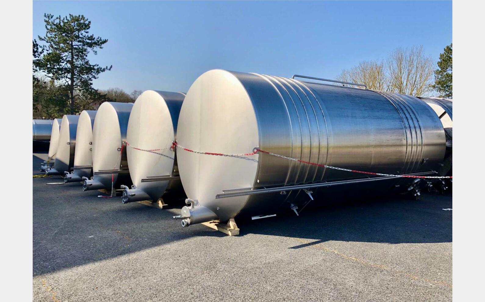 316L stainless steel tank 377.50 HL (37 750 litres) PIERRE GUERIN