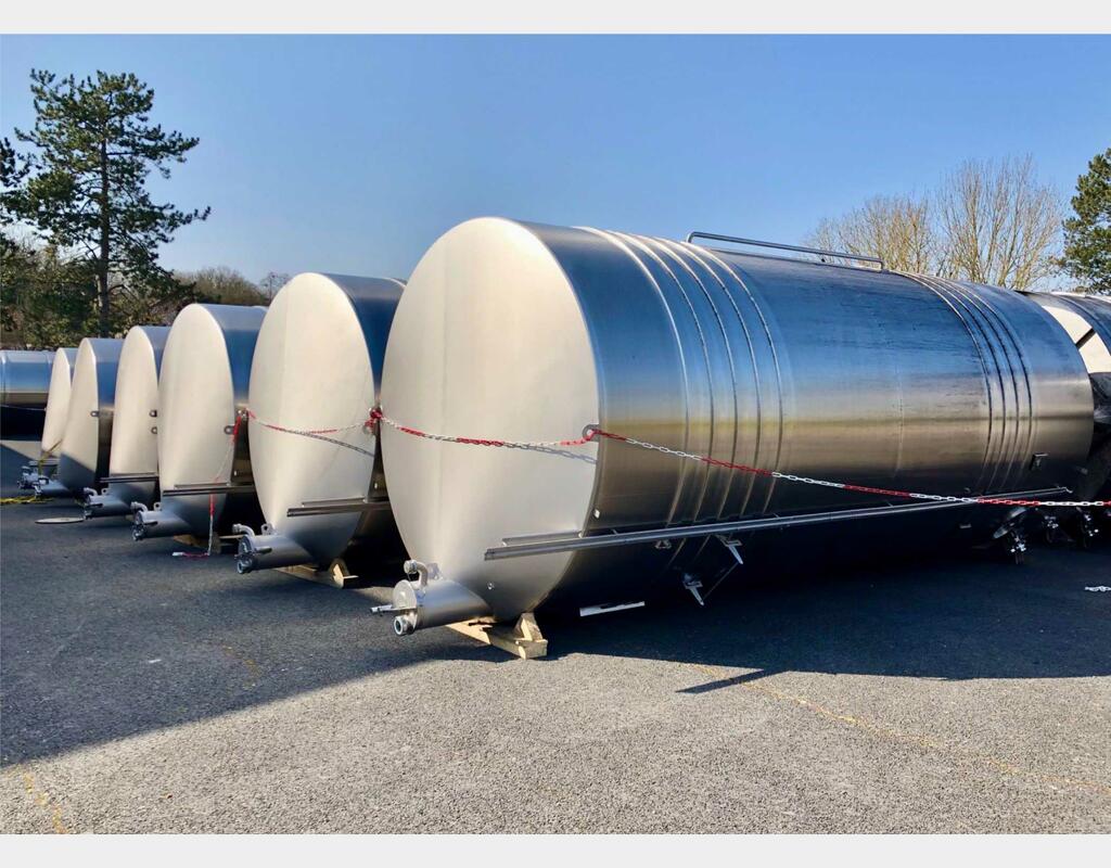 Cuve inox 316L - Fd incliné - Sur pieds - Vinification - 03/23-81