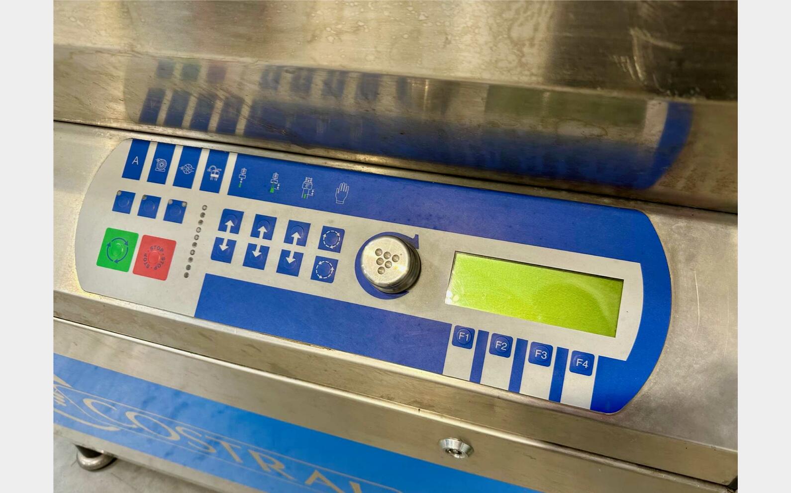 Screw cap dispenser With crimping ALBAGNAC