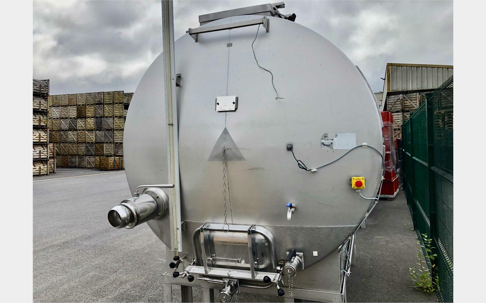 Cuve inox 304 thermor&eacute;gul&eacute;e 75 HL (7.500 litres) DEMOISY