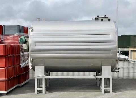 Horizontal stainless steel tank - Thermo-regulated self-draining