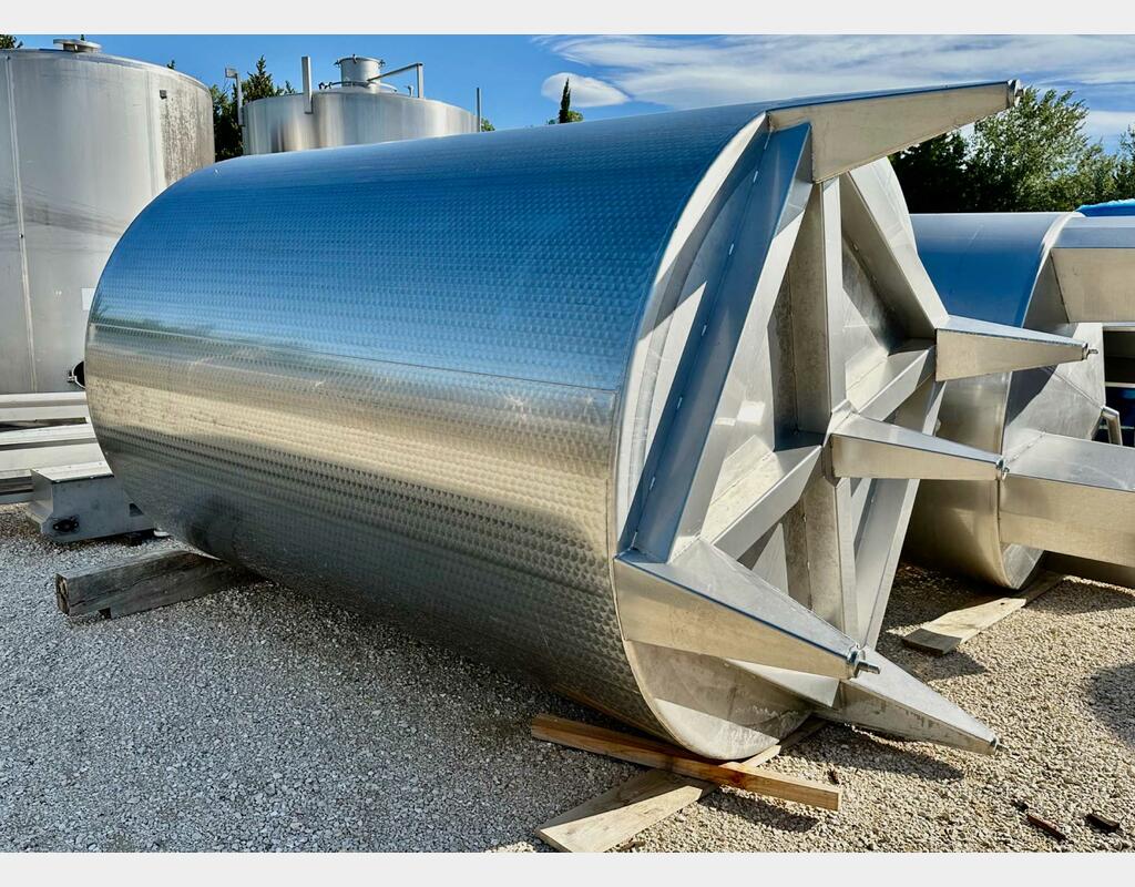 Cuve inox - Fond plat 115 HL (11 500 litres)