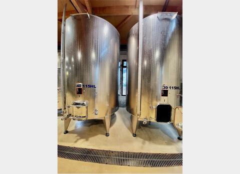 Cuve inox - Fond plat 115 HL (11 500 litres)
