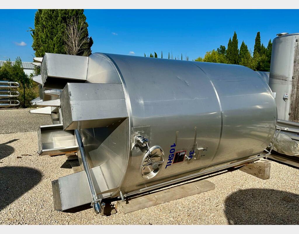 Cuve inox - Fond plat 105 HL (10 500 litres)