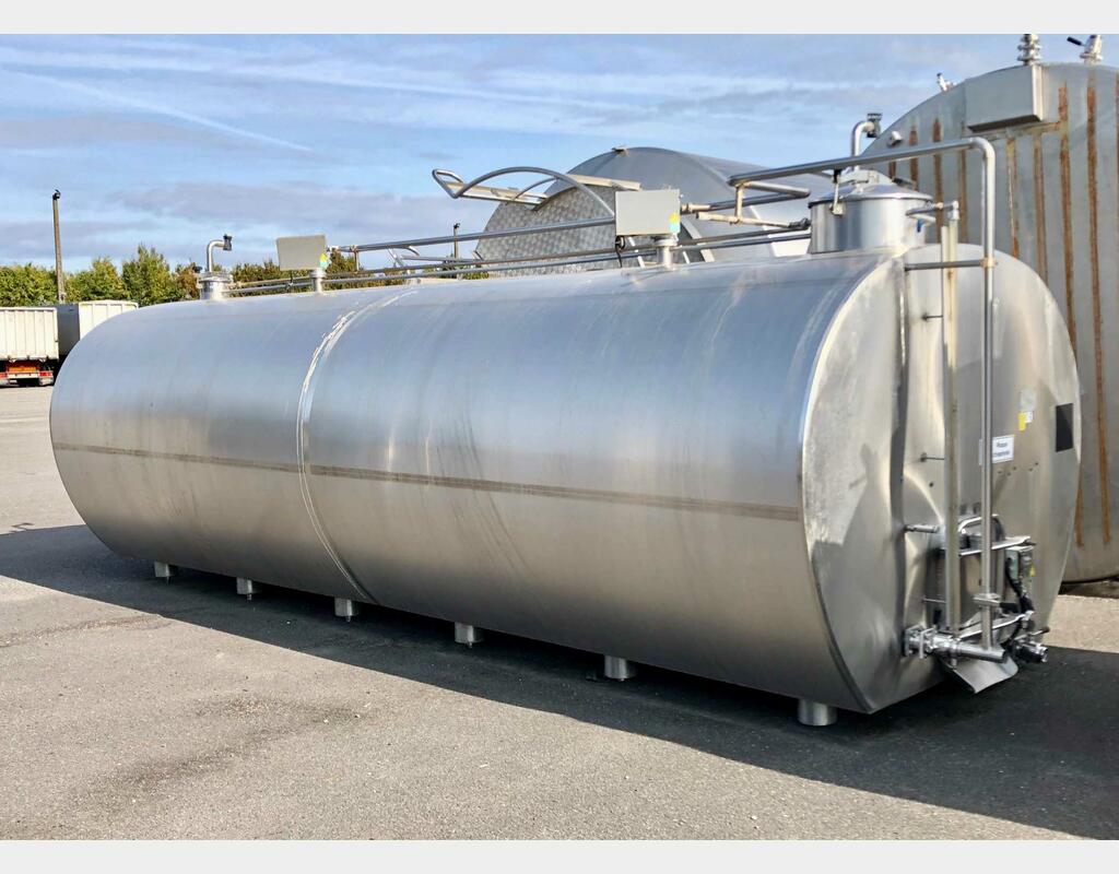 Stainless steel cylindrical tank - Milk tank type